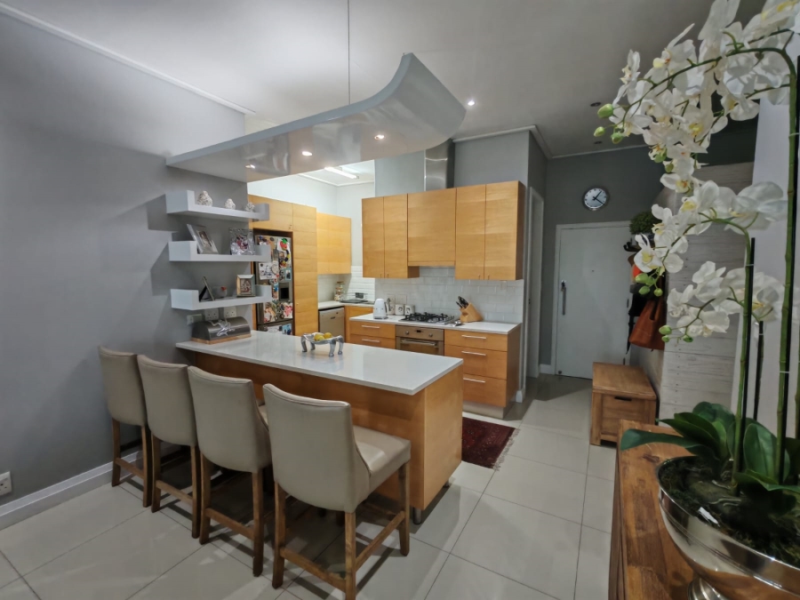 1 Bedroom Property for Sale in Summerstrand Eastern Cape